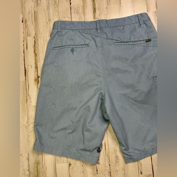 Volcom Shorts Men's Size 34 Blue Flat Front Cotton Blend - Picture 9 of 9